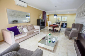 Гостиница Apartamento Caires  Фуншал